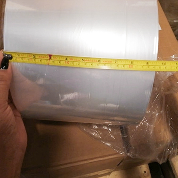 200mm - 1400mm 겹켜 17microns 우유 제품을 위한 마이크로 관통되는 폴리올레핀 수축 영화